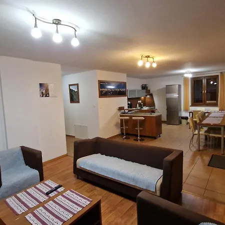 Snow بيت للعطل